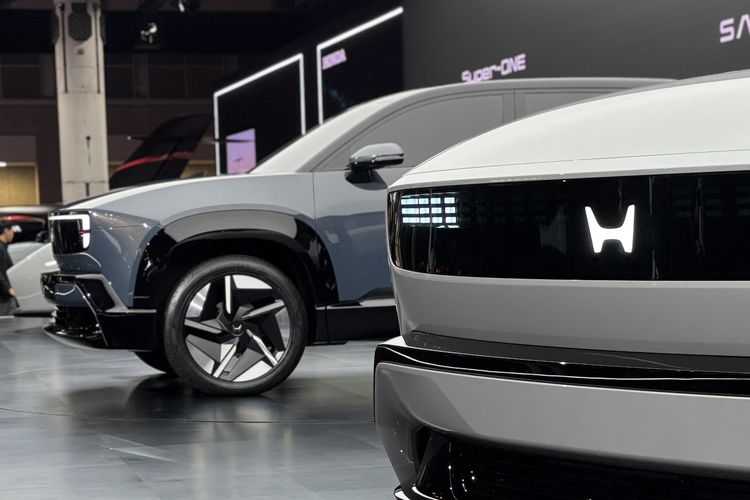 Ubah Strategi ke Hybrid, Honda Telan Kerugian Rp 44 Triliun