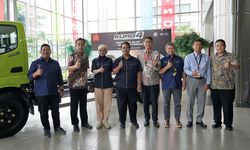 Dorong Inovasi Armada Mobil Tangki, Elnusa Petrofin Gelar Diskusi bersama Hino Motors Sales