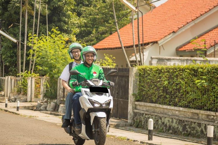 Buruh dalam Kendali Algoritma