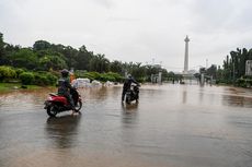 BMKG: Hujan Seharian di Jakarta akan Disertai Petir dan Angin Kencang