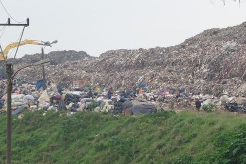 Sopir Truk Sampah DKI Sebut Akan Ada TPST Baru di Gunung Putri