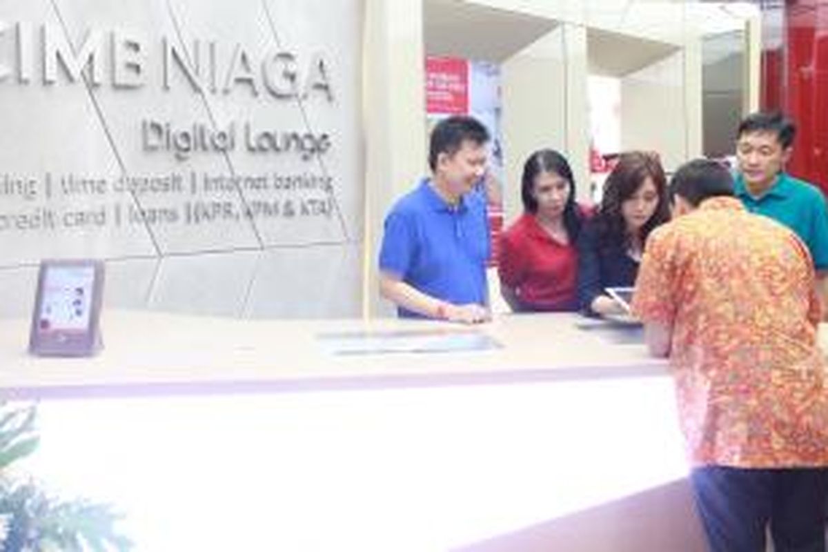 Suasana pembukaan CIMB Niaga Digital Lounge di Solo