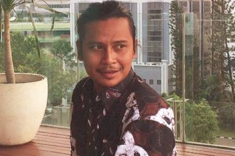 Rizky Oktaviana dulunya bekerja sebagai pemetik buah di Australia dan menerima upah rendah. (Facebook/Dan Andrews)