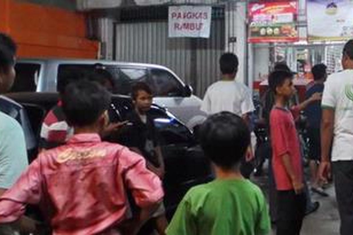 Suasana Alfamart di Jalan Ottista III, Jatinegara, Jakarta Timur, yang menjadi lokasi pencurian kendaraan bermotor.
