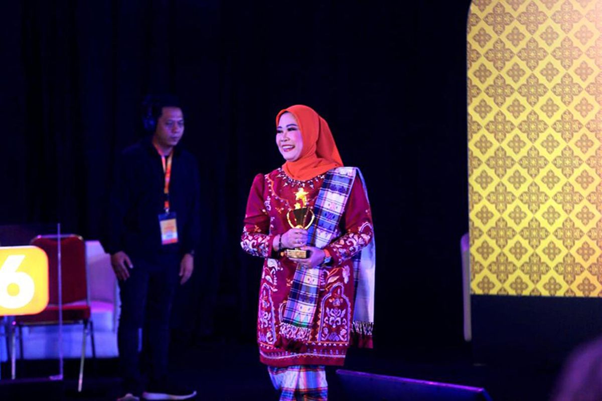 Ketua Dekranasda Provinsi Sumatera Selatan menghadiri gelaran Festival6 di Senayan, jakarta, Sabtu (8/7/2023).
