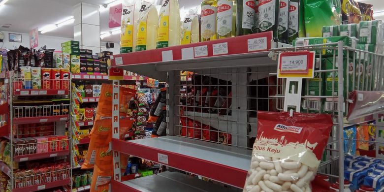 Hmmm, Minyak Goreng Murah, Warga: Di Alfamart Sama Indomaret Enggak Pernah Kebagian...