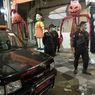Soal Pembongkaran Boneka Squid Game di Surabaya, Picu Kerumunan hingga Berdiri di Bangunan Cagar Budaya