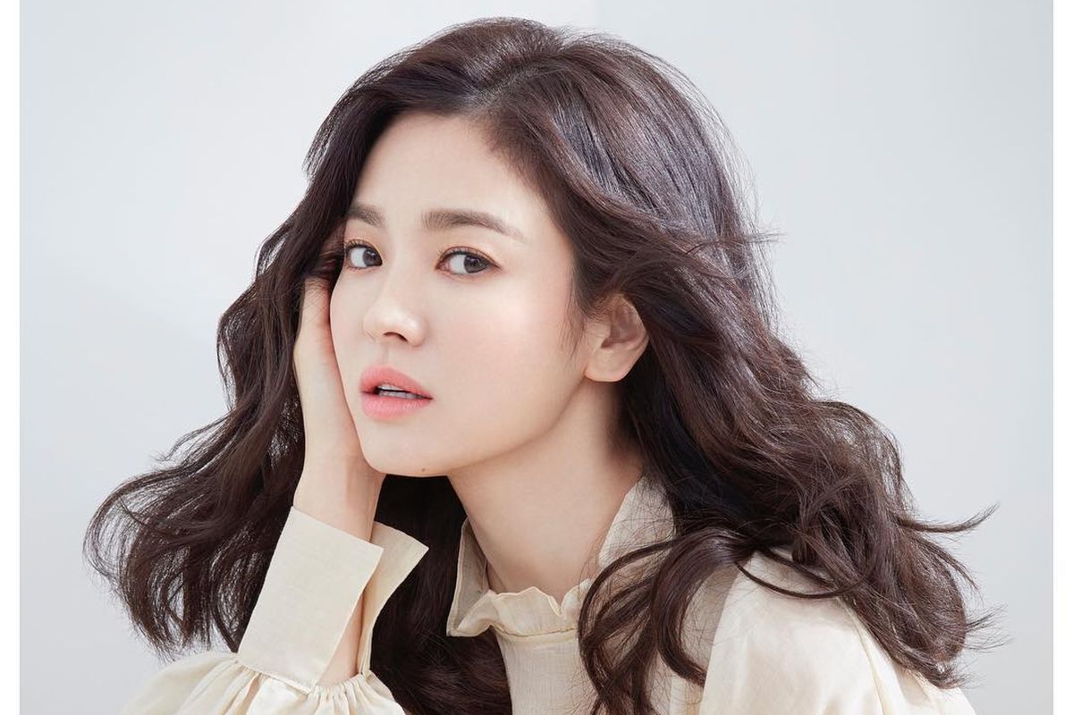 Aktris Korea Song Hye Kyo.