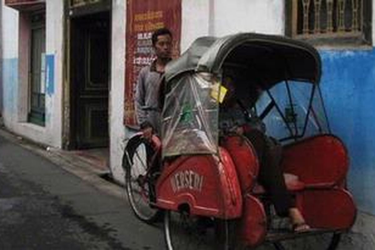 Tukang Becak di Laweyan, Solo
