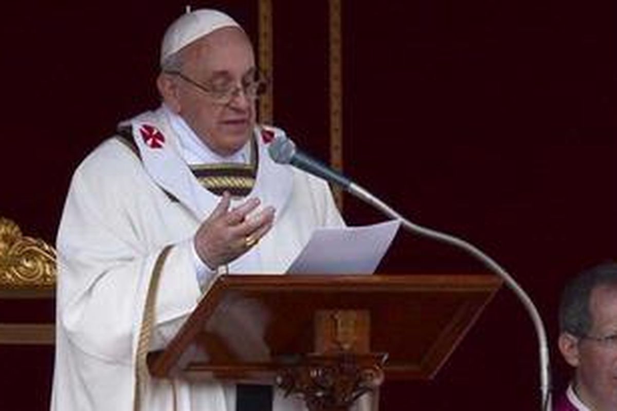 Paus Fransiskus memberi kotbah dalam misa inagurasinya. Dalam kotbahnya Paus mengajak para pemimpin dan warga dunia untuk melindungi semua ciptaan Tuhan, terutama mereka yang lemah dan miskin.