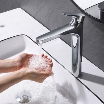 Memahami manfaat cuci tangan pakai sabun sangatlah penting karena tidak sekadar membersihkan kotoran.