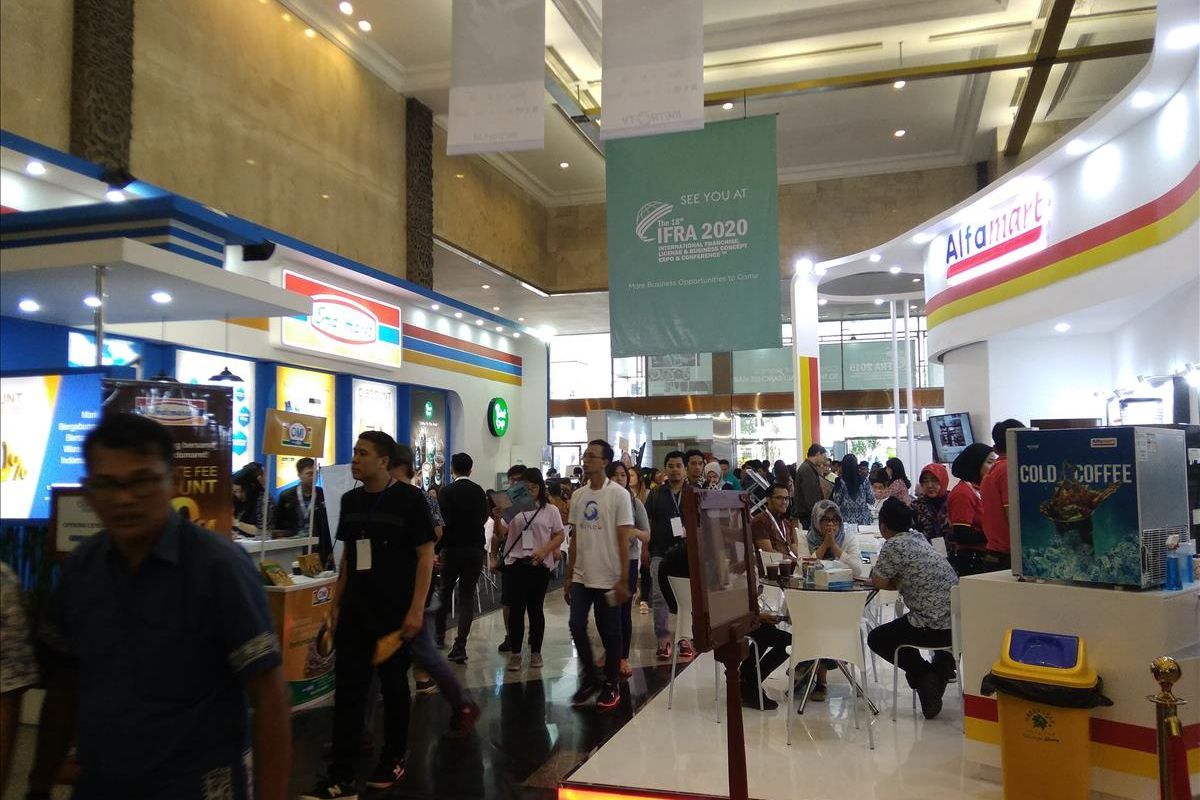 Beragam usaha waralaba Indonesia dalam acara International Franchise, Lisence, and Bussiness Concept Expo & Conference (IFRA) 2019 di JCC, Jumat (5/7/2019).