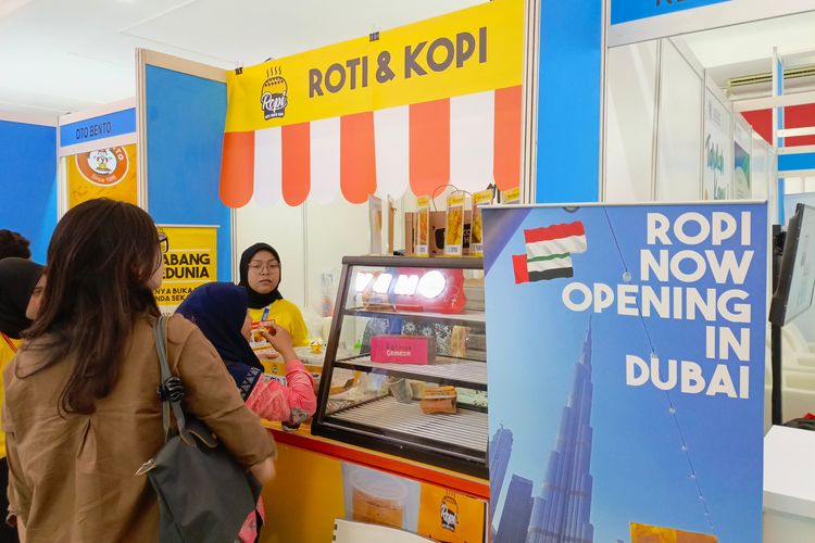 Roti & Kopi (Roti Ropi) di Indonesia Licensing Expo (ILE) 2023 di JIExpo, Kemayoran, Jum'at (13/10/2023).
