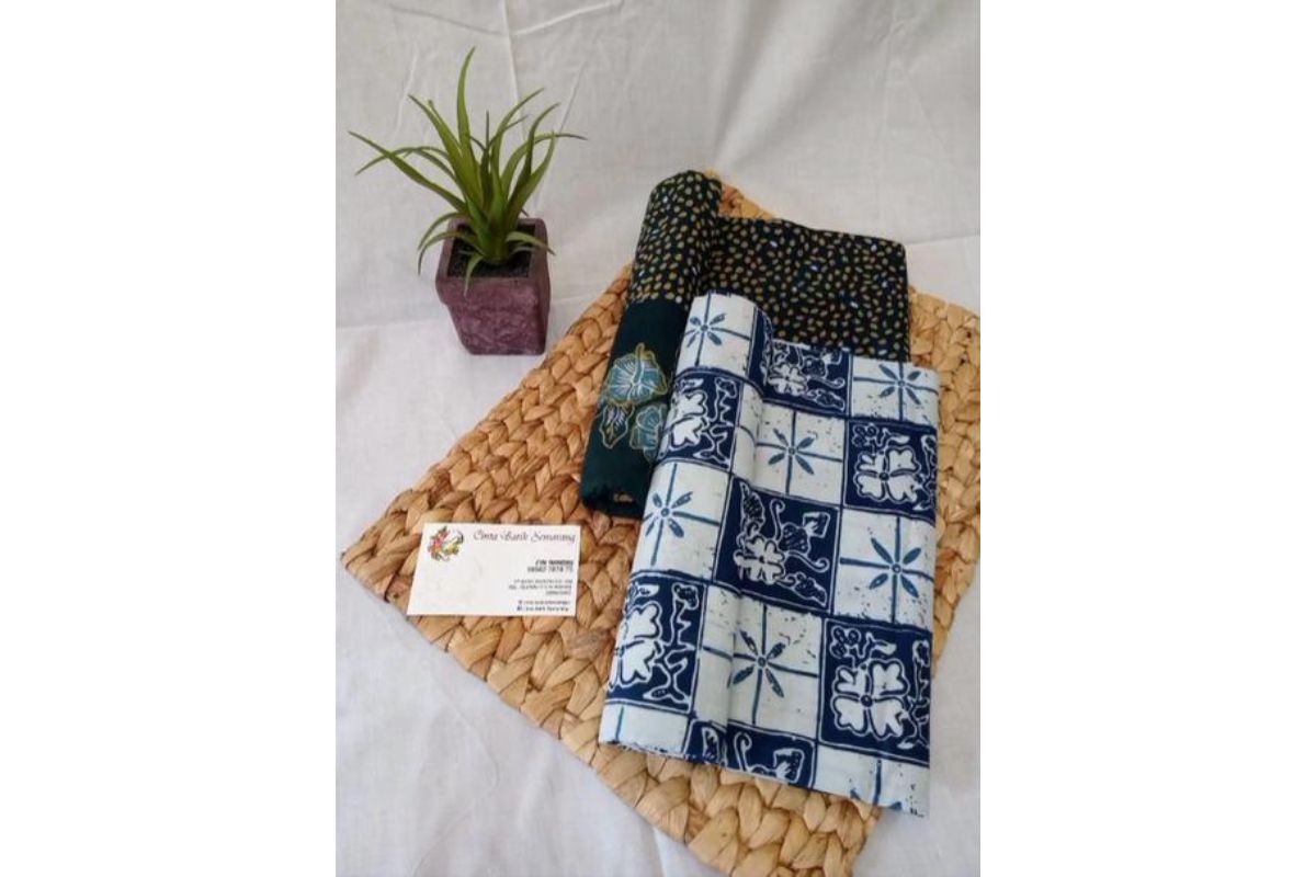 Cinta Batik Semarang kembangkan batik ramah lingkungan berkat LinkUMKM BRI. 