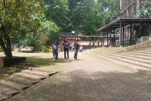 Bandung Zoo Belum Beroperasi, Hanya Buka Kunjungan Donasi Pakan Satwa