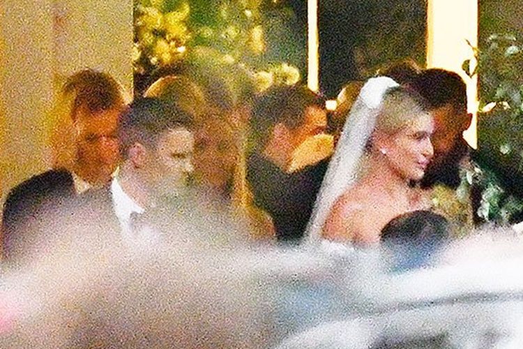 Justin Bieber dan Hailey Bieber pada hari pernikahannya, 30 September 2019 kemarin.