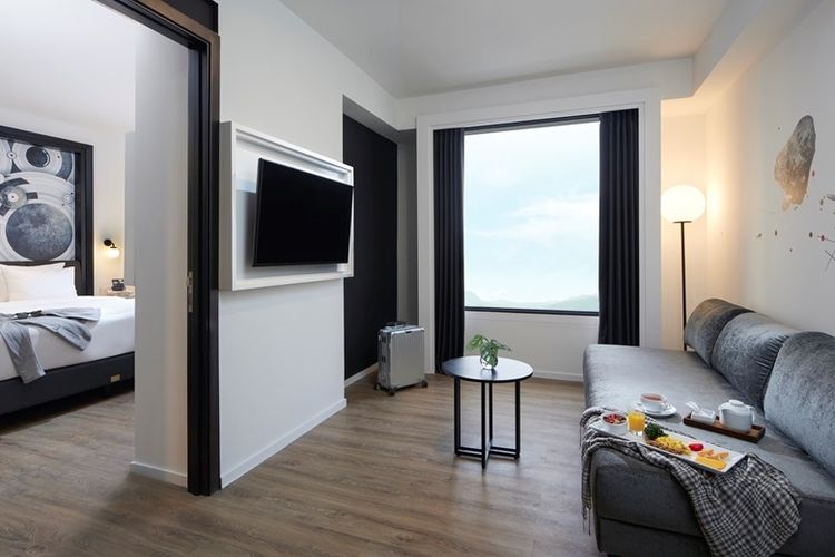 Hotel de Braga by Artotel menawarkan pengalaman menginap yang menggabungkan karya seni, gaya hidup, dan pelayanan hangat.