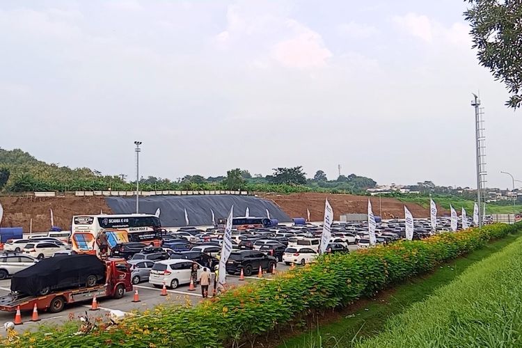 One Way Lokal Diberlakukan Mulai Gerbang Tol Kalikangkung hingga KM 459 Salatiga