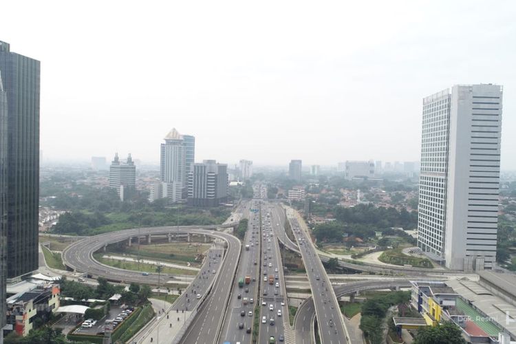 Kenaikan tarif Tol Jakarta Outer Ring Road (JORR)-S rasmi berlaku mulai Minggu (17/01/2021) pukkel 00.00 WIB.