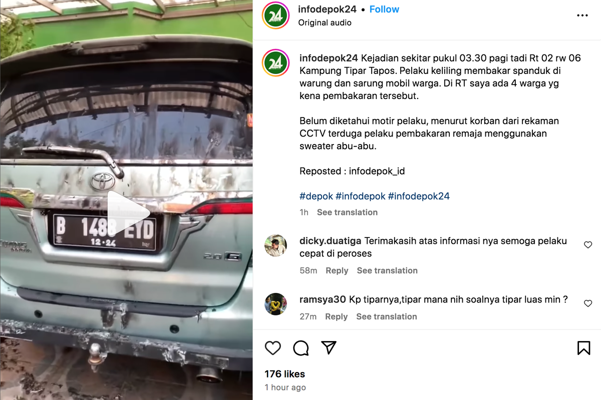 Seorang pemuda membakar spanduk bendera merah putih hingga menyambar ke sarung pengaman mobil Toyota Innova dengan pelat nomor kendaraan B 1488 EYD. 