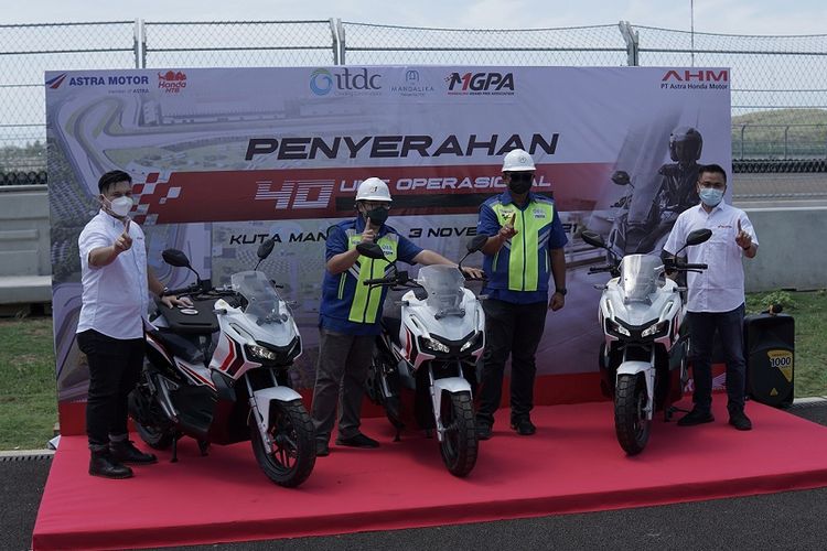 Skutik Honda ADV 150 resmi jadi motor paddock Sirkuit Mandalika