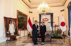 Indonesia Highlights: Indonesian Ministers Discuss Security, Economic Issues in Tokyo Meet | Indonesia to Reopen for Foreign Tourists Mid-Year | Indonesia Steps Up Diplomacy Efforts to Avoid Vaccine S