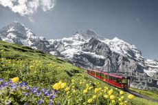 5 Gunung di Swiss yang Bisa Dikunjungi dengan Cable Car