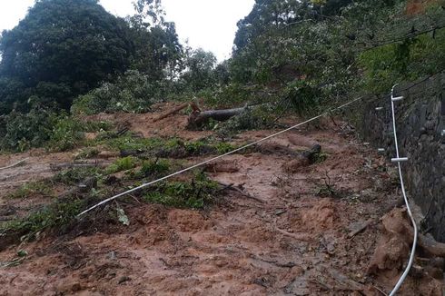 Longsor Landa Pesisir Selatan, Jalur Sumbar-Bengkulu Putus Total