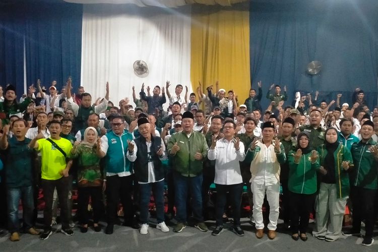 Para kader PKB se-Kabupaten Bandung saat menghadiri kegiatan Refleksi Akhir Tahun 2023 yang digelar Dewan Pimpinan Cabang (DPC) PKB Kabupaten Bandung di Solokanjeruk, Kabupaten Bandung (Jabar), Minggu (31/12/2023).