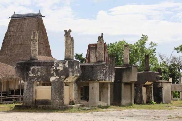 Bebatuan Megalitikum di Kampung Praiyawang, Sumba Timur, NTT. 