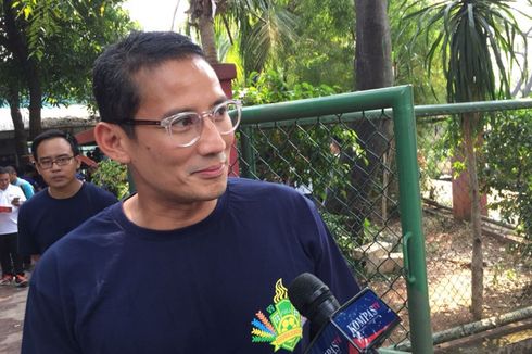 Sandiaga: 1-2 Bulan Lari, Saya Kandangkan 12  Kopaja dan Metro Mini