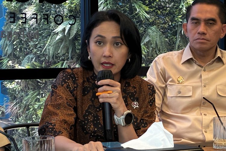 Wakil Menteri Pelindungan Pekerja Migran Indonesia (Wamen P2MI) Christina Aryani di Kementerian P2MI, Jakarta Selatan, Kamis (22/10/2025).