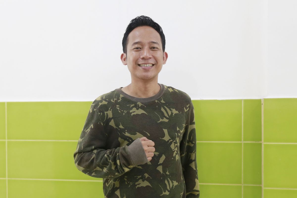 Pelawak Denny Cagur saat ditemui di kawasan Cimanggis, Depok, Jawa Barat, Jumat (11/3/2022).