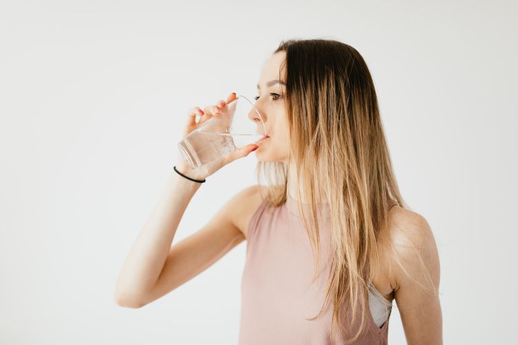 Bolehkan minum air putih lebih dari 2 liter per hari?