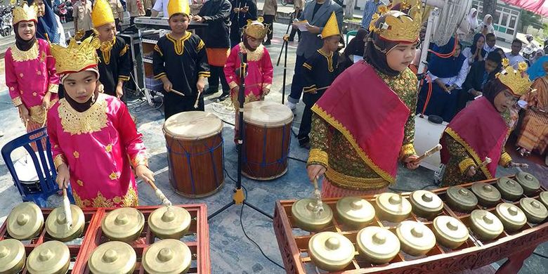 7 Alat Musik Daerah Sumatera Barat Halaman All Kompas Com