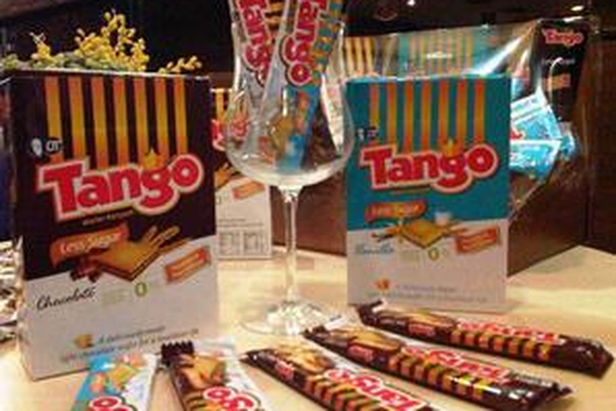 Tango Less Sugar menawarkan dua varian rasa yang tetap manis, chocolate dan vanilla.