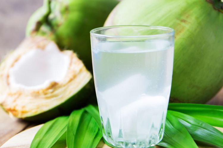 Ilustrasi air kelapa. 