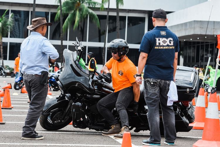  Harley Owners Group (H.O.G) Anak Elang Jakarta Chapter menggelar Motorcycle Safety Riding Training