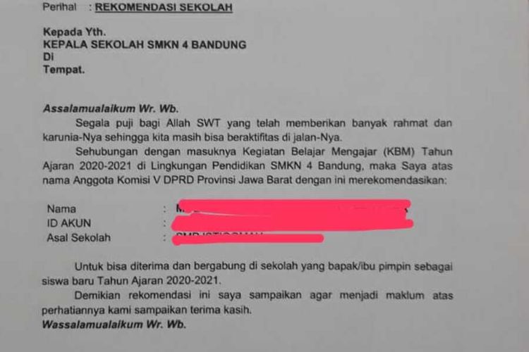 Sebuah surat rekomendasi dari salah satu anggota Komisi V  Dewan Perwakilan Rakyat Daerah (DPRD) Jawa Barat yang berisi permintaan agar salah satu siswa yang mengikuti proses Penerimaan Peserta Didik Baru (PPDB) diterima di SMK Negeri 4 Bandung beredar di media sosial Whats App.