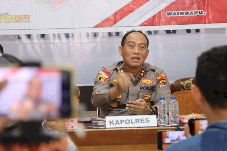 Tambang Emas Ilegal di Taman Nasional Matalawa NTT, 3 Pria Jadi Tersangka