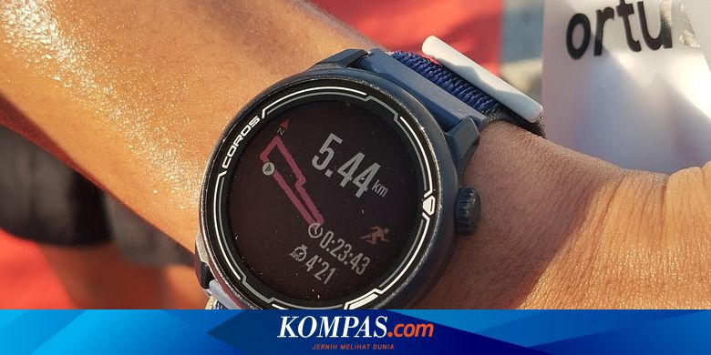 Pelari Kolombia "Tarik" Runner Indonesia di FR Borobudur Marathon 2025