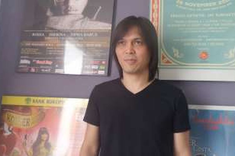 Once Mekel diabadikan di studio musik Erwin Gutawa, di kawasan Pangeran Antasari, Jakarta Selatan, Sabtu (24/9/2016).