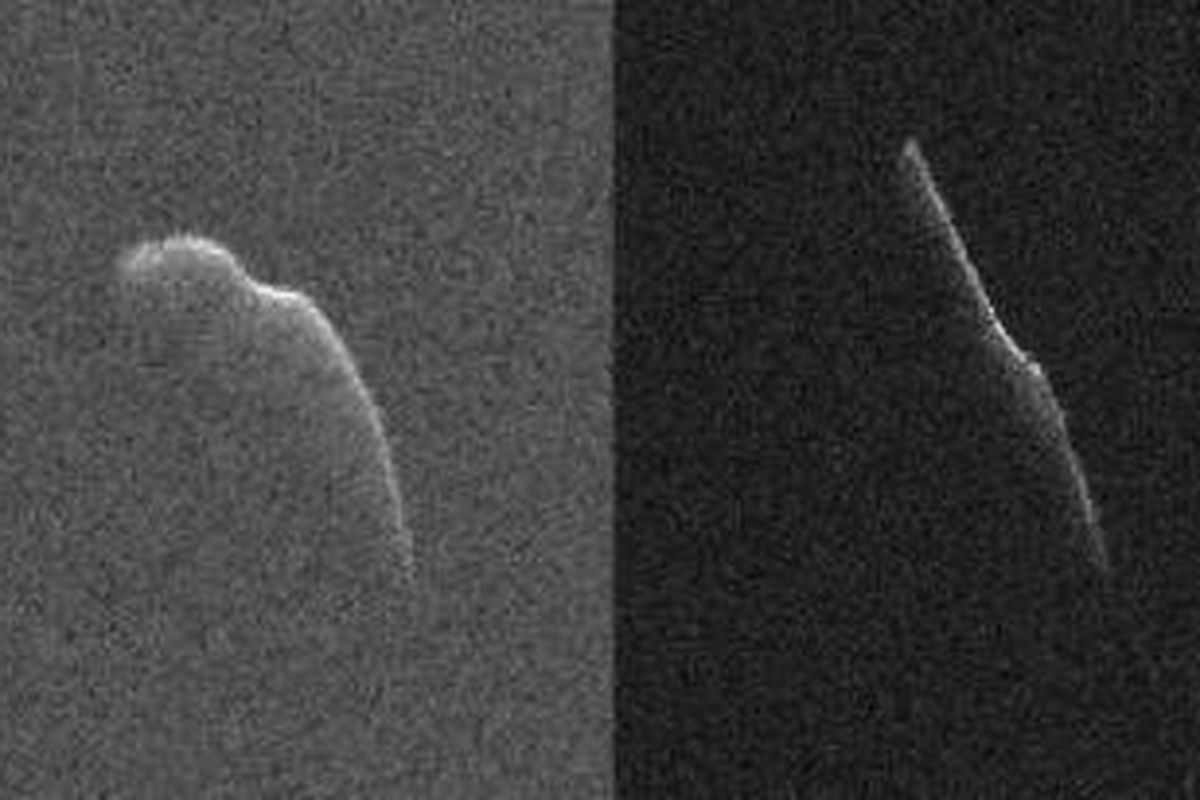 Foto asteroid 2003 SD220 yang berukuran 1,100 meter diambil pada tanggal 17 Desember 2015 (kiri) dan 22 Desember 2015 (kanan) menggunakan radar Deep Space Network di Goldstone, California.