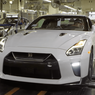 Melihat Proses Produksi Nissan GT-R di Jepang