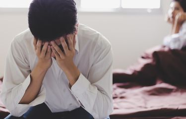 Sepasang Remaja Kepergok Berbuat Mesum di Tengah Hutan, Beralaskan ...