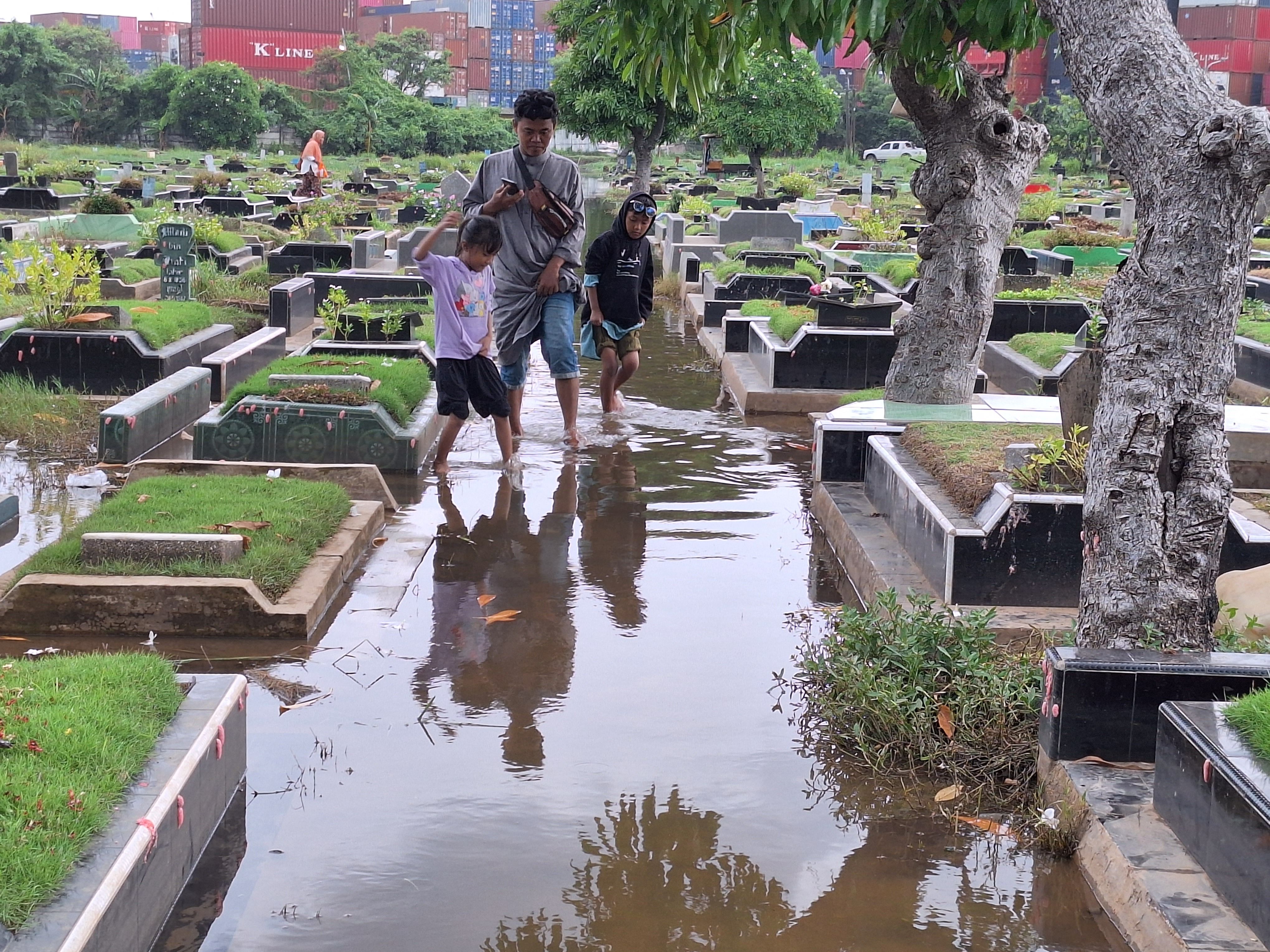 TPU Semper Banjir Terus, Wakil Wali Kota Jakut Ungkap Sejumlah Penyebabnya