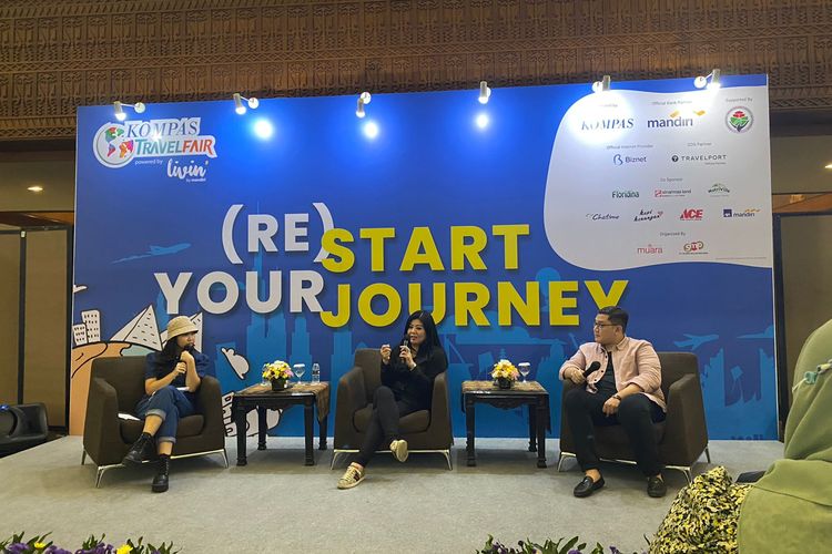 Talkshow bersama luxury travel influencer, Christina Tan dan Tantra Tobing dalam Kompas Travel Fair (KTF) 2022 hari pertama, Jumat (9/9/2022), di JCC, Jakarta Pusat.