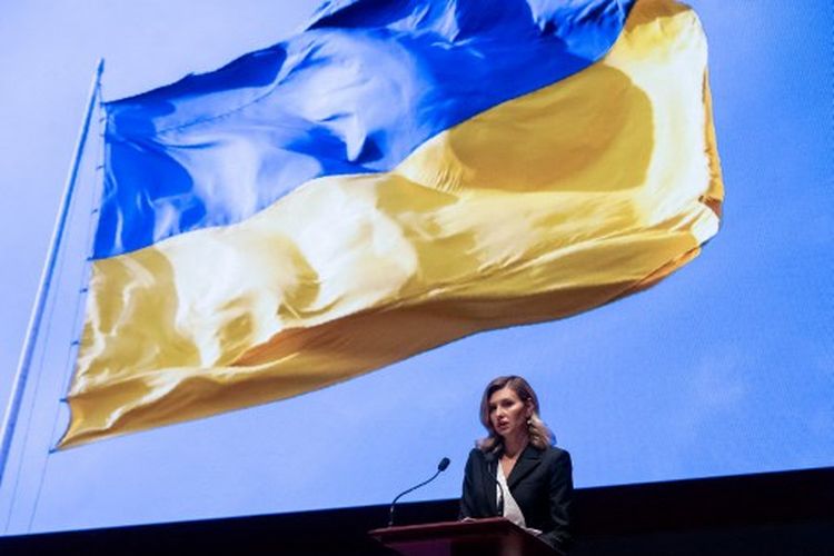 Ibu Negara Ukraina Olena Zelenska berbicara kepada anggota Kongres AS tentang invasi Rusia ke Ukraina, di Auditorium Pusat Pengunjung Capitol AS pada 20 Juli 2022, di Washington, DC.