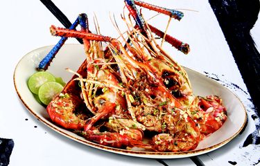 Mencicipi Makanan Thailand dengan Sentuhan Western di Greyhound Cafe