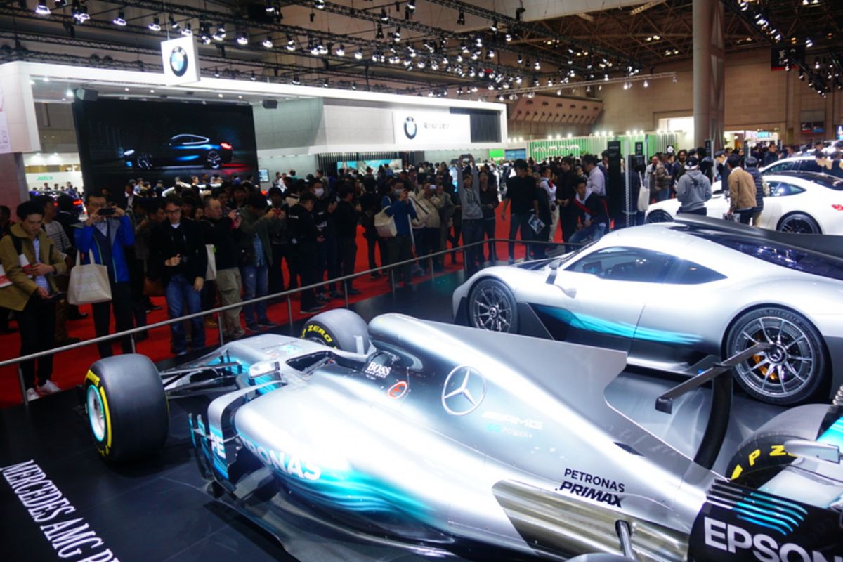 Suasana pameran Tokyo Motor Show di akhir pekan